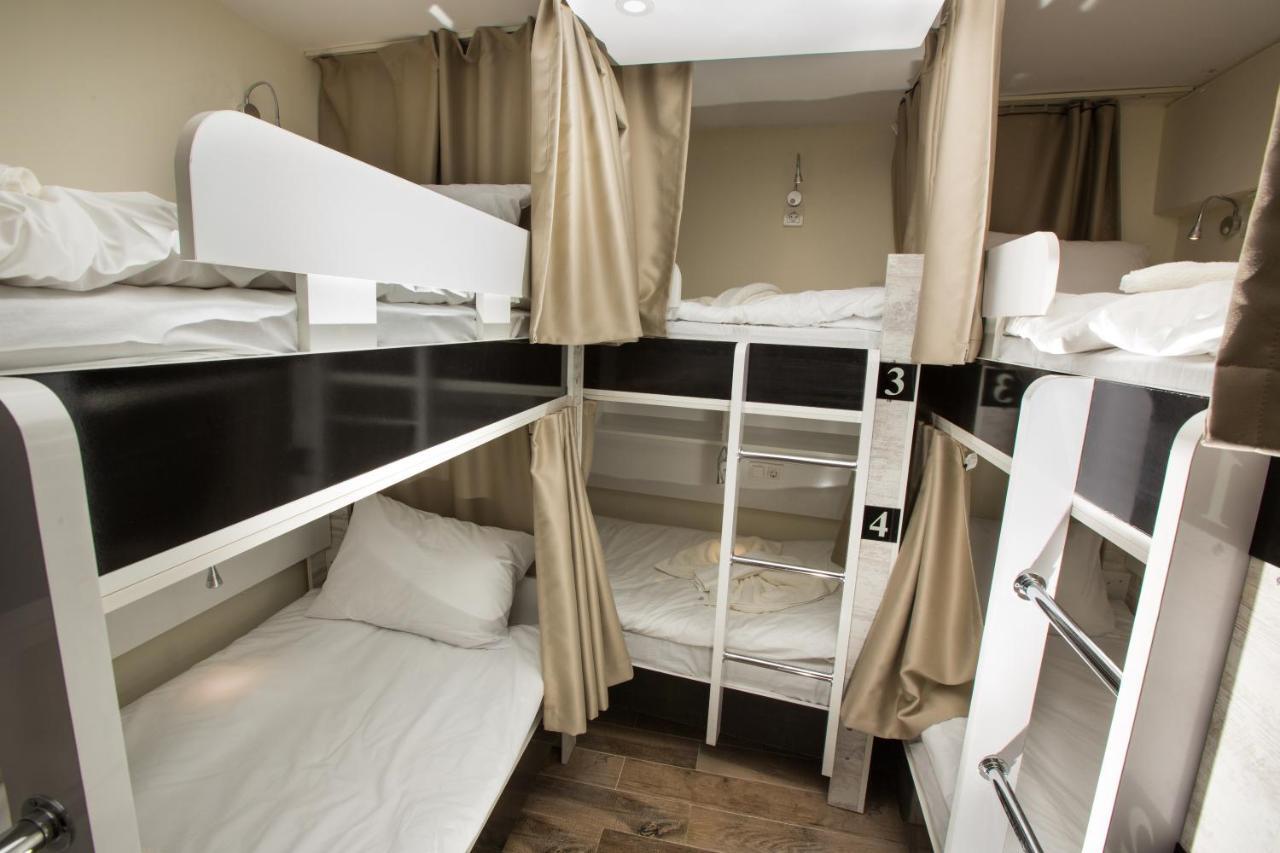 Honey Hostel Istanbul Ngoại thất bức ảnh